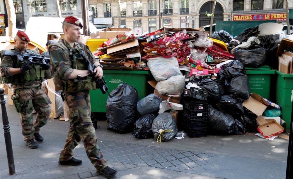 Забастовка мусорщиков в Париже