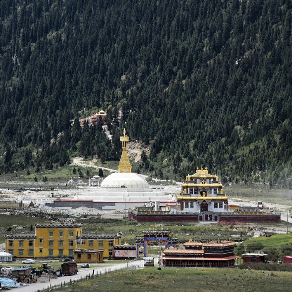 монастырь Дзогчен, Восточный Тибет