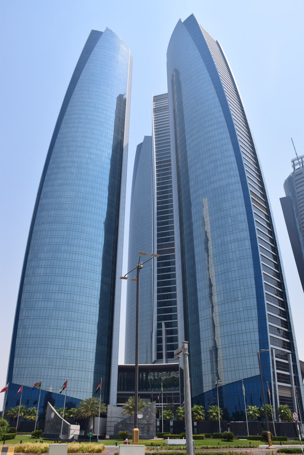 Jumeirah At Etihad Towers, Абу-Даби