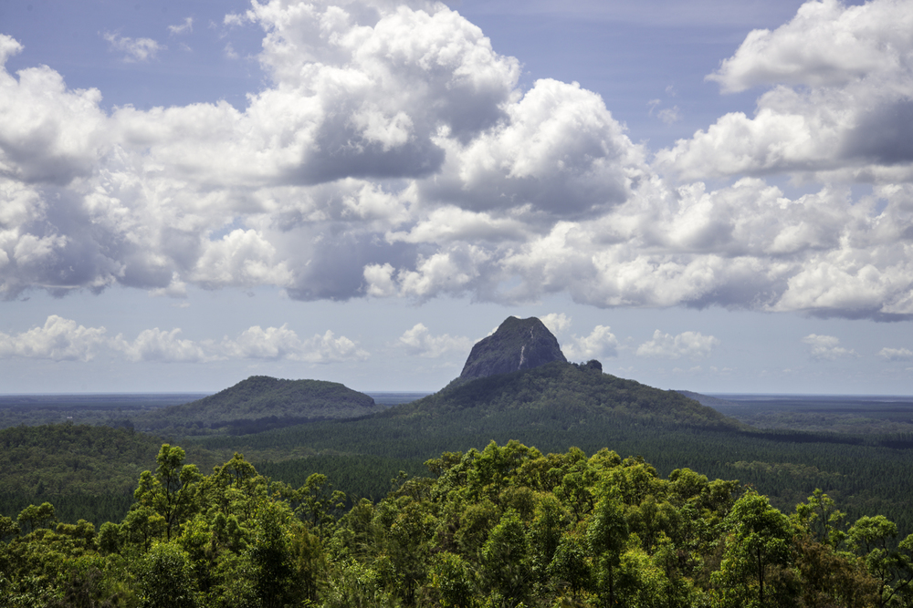 Glass House Mountains, холмы Гласс-Хаус, Квинсленд, Австралия