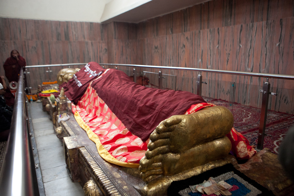 статуя Будды ушедшего в Паранирвану, Кушинагар