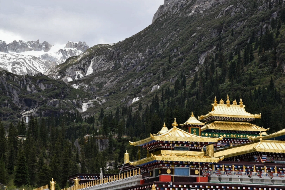 монастырь Дзогчен, Восточный Тибет