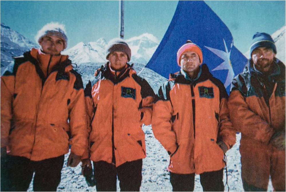 Владимир Фролов, Андрей Молотов, Владимир Сувига, Дмитрий Соболев, Эверест-97