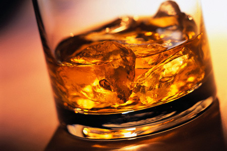 Scotsman in a kilt and whiskey шотландский виски whiski как пить виски штландец в килте килт виски Johnny Walker Джонни Волкер Женя вокер