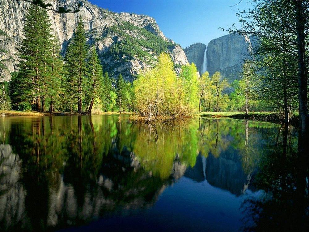 Водопад Йосемити и река Мерсед, Калифорния