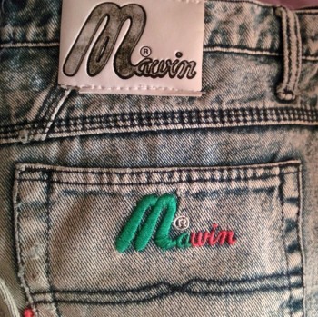 Квиз 90х. Джинсы Мальвины 90-х. Джинсы бренды. Марка джинс в 90 х. Джинсы бренды 90 х годов.