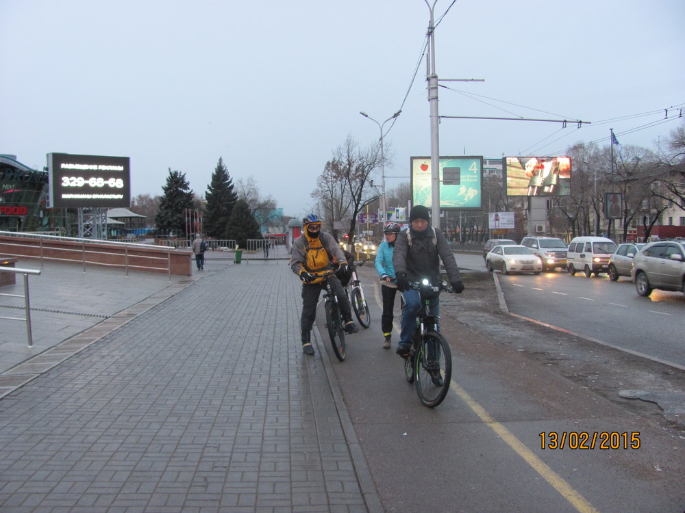 на работу на велосипеде зимой в Алматы