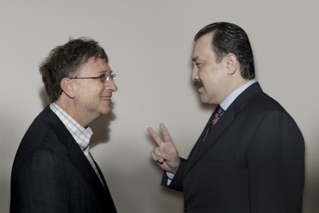 премьер министр Казахстана Карим Масимов и Билл Гейтс