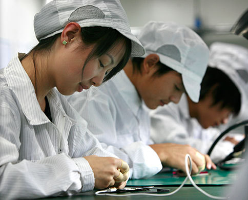 источник: http://www.imore.com/foxconn-factory-producing-150000-iphone-5-units-day