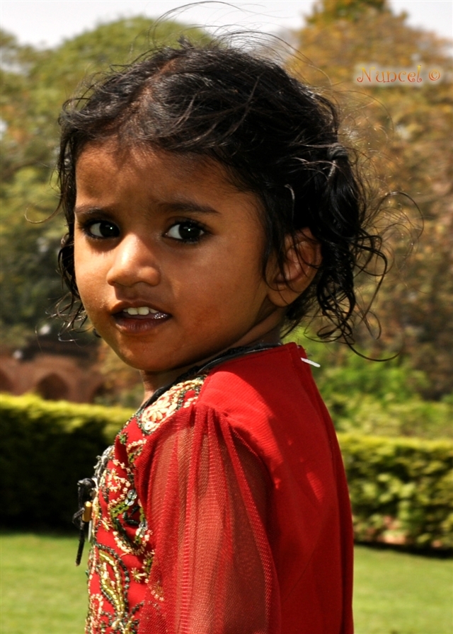 Индийская девочка. Дели. март 2011