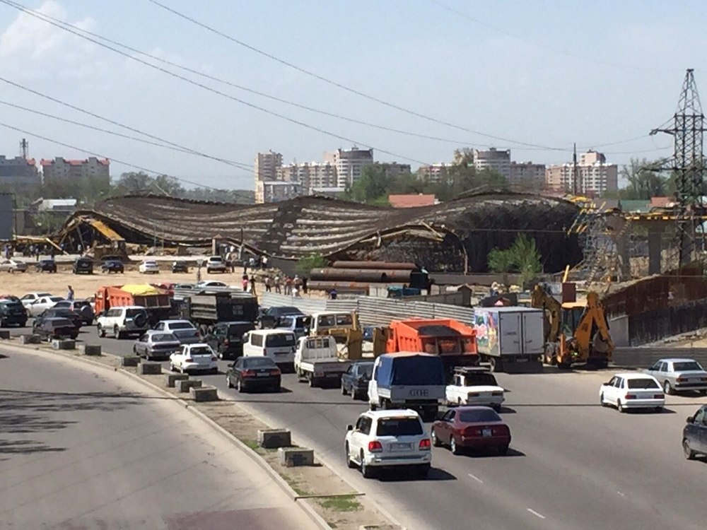 Мост в Алматы - апрель 2015