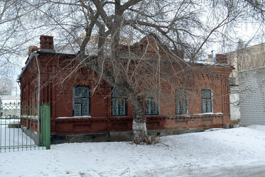 Павлодар. Дом по ул. Луначарского, 5, где жили Мили в 30-х гг.